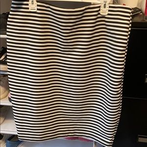 Stripped skirt